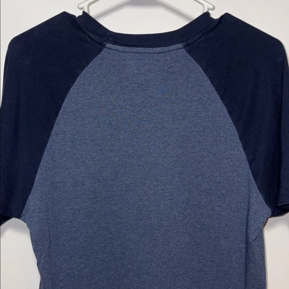 Levi's Men's Short Sleeve Navy and Black Tee
